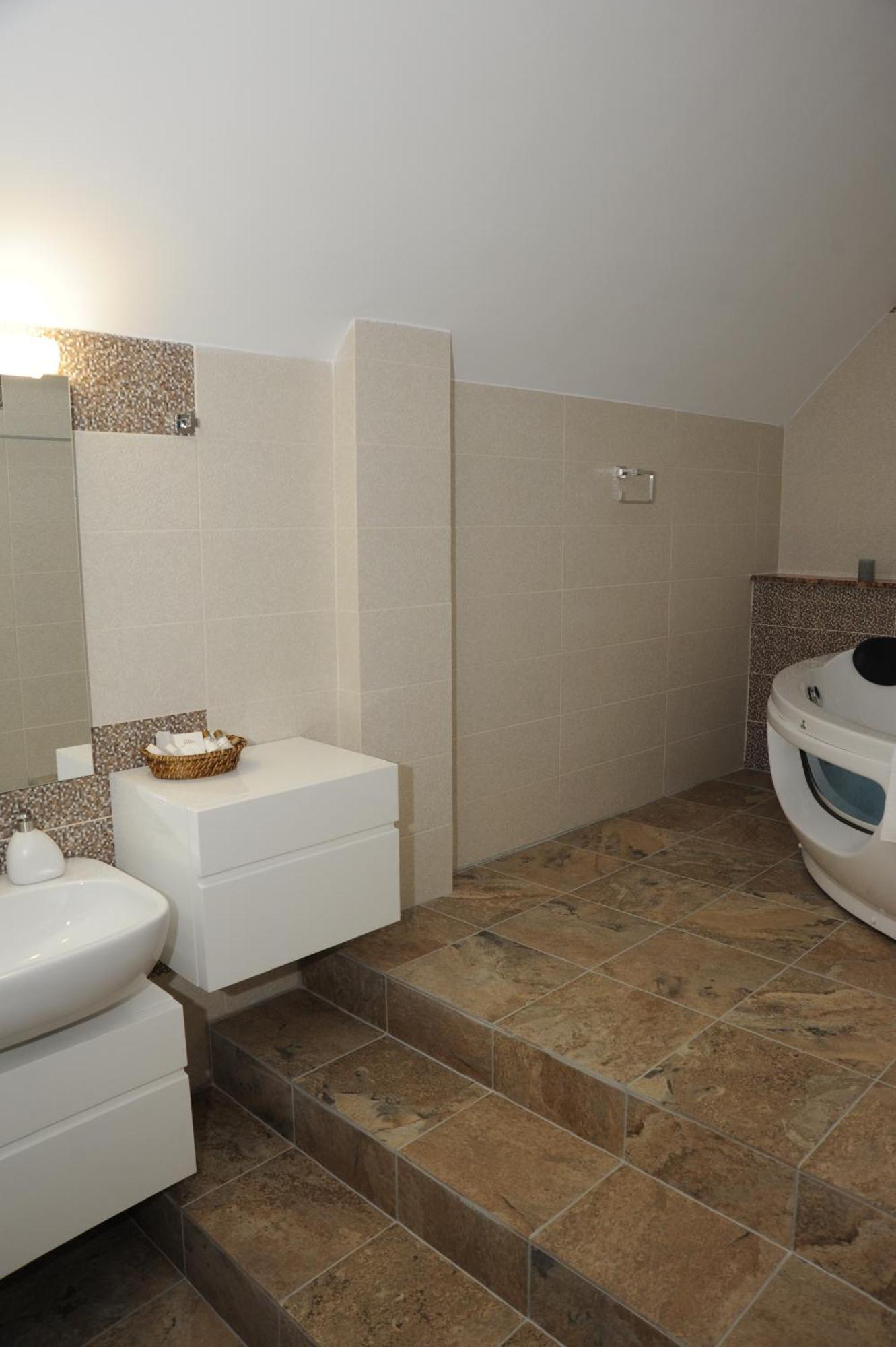 Bed and Breakfast Castelul De Smarald Pangaracior Экстерьер фото